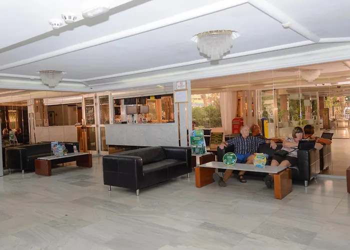 Apartamentos Las Arenas